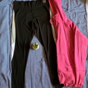 PINK Victoria's Secret Pants - 2-Item Bundle: Leggings and Zip Up PINK Victoria's Secret Pants - 2-Item Bundle: Leggings and Zip Up
